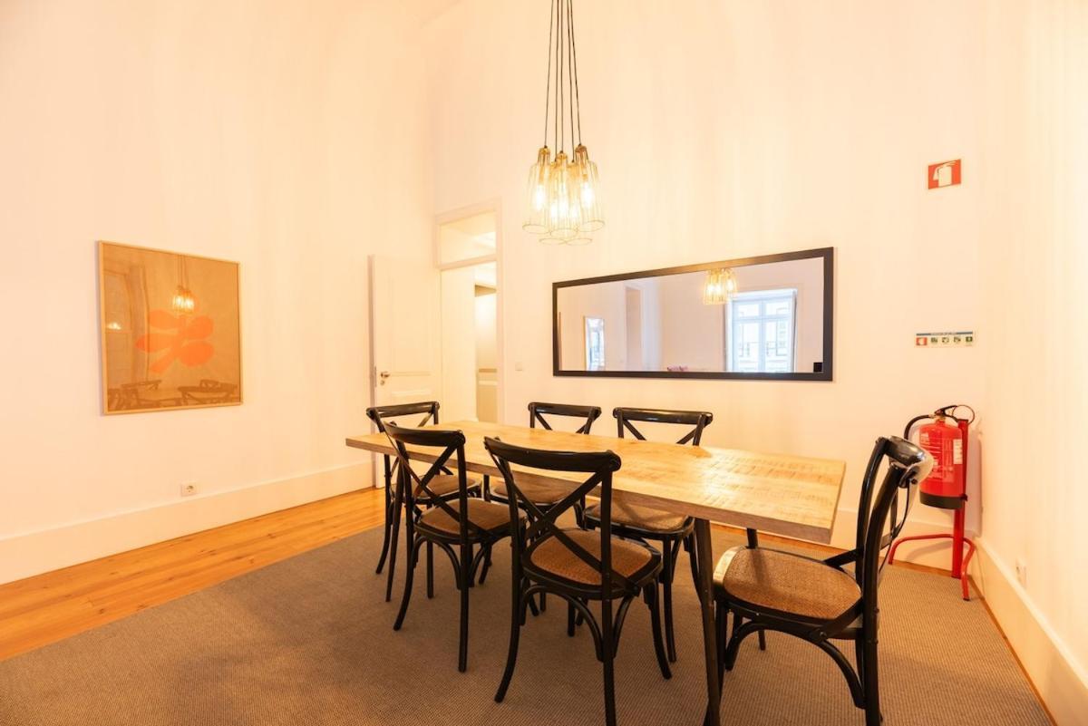 Apartamento Bica Contemporary Historic 2 Bedroom